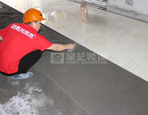 新建門(mén)窗洞上必需用鋼筋水泥過(guò)梁